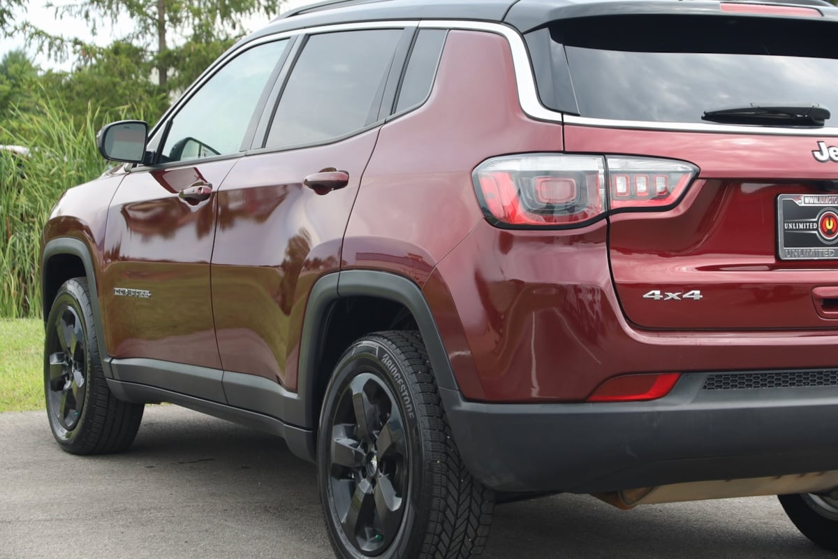 2020 Jeep Compass Latitude photo 23