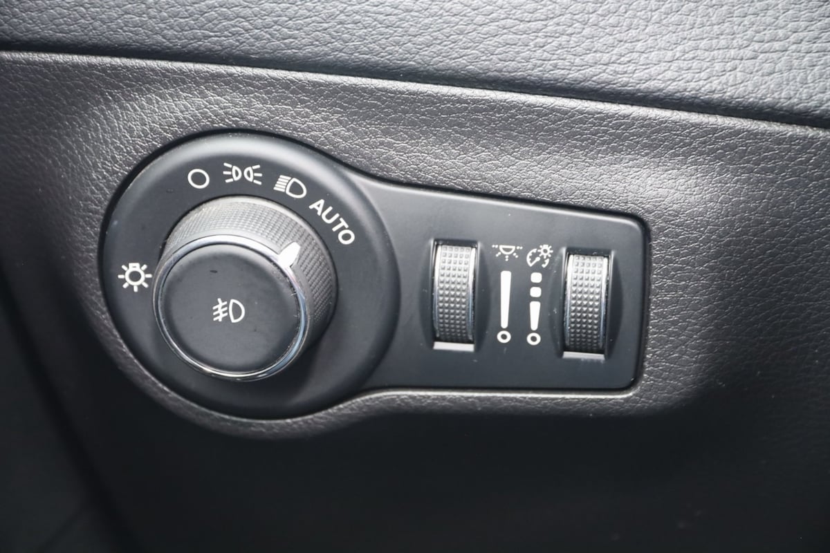 2020 Jeep Compass Latitude photo 31