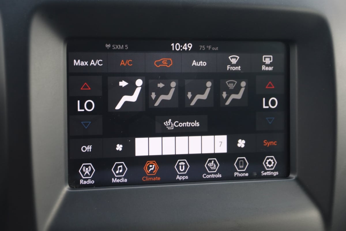 2020 Jeep Compass Latitude photo 36