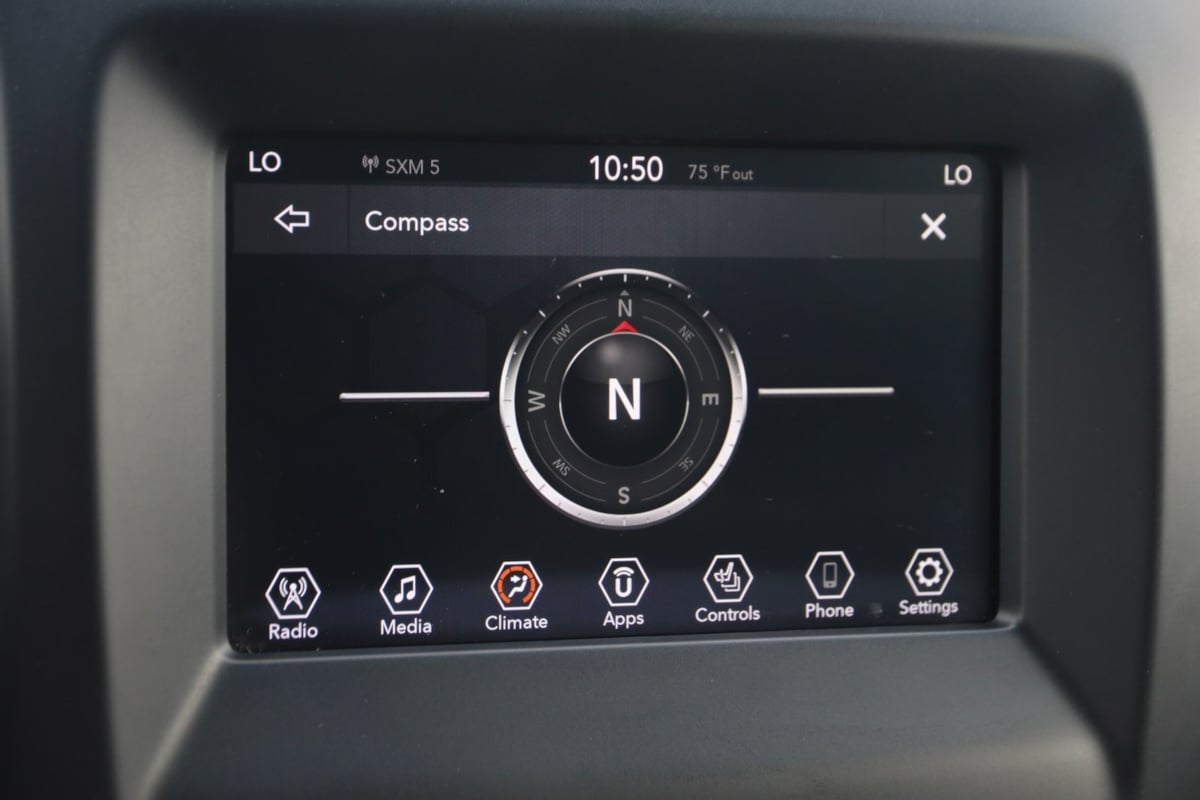 2020 Jeep Compass Latitude photo 39
