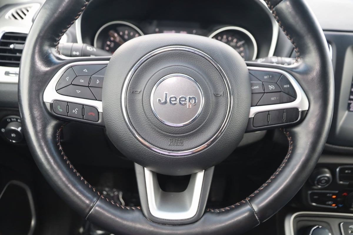 2020 Jeep Compass Latitude photo 43