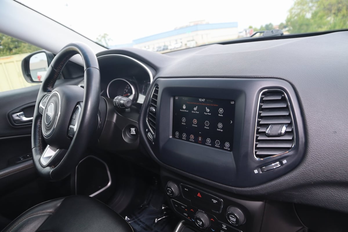 2020 Jeep Compass Latitude photo 49
