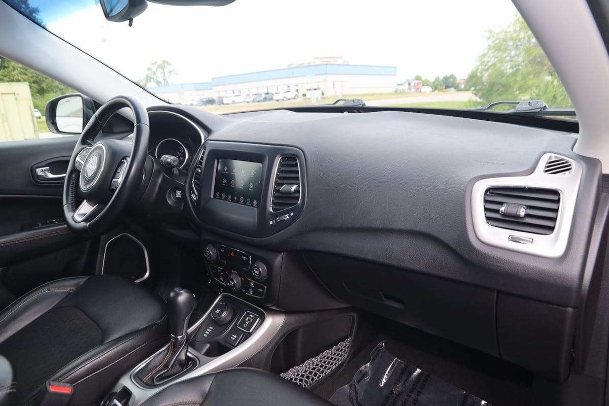 2020 Jeep Compass Latitude photo 50