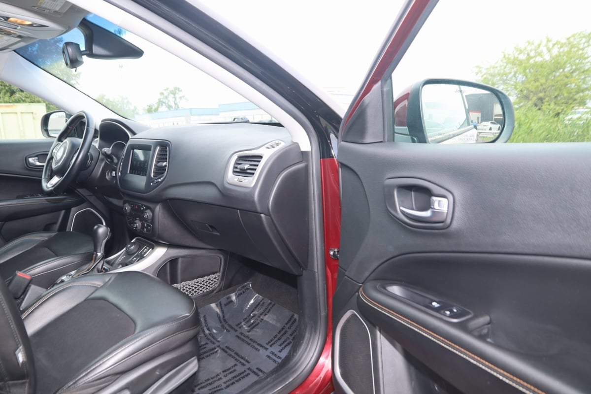 2020 Jeep Compass Latitude photo 51