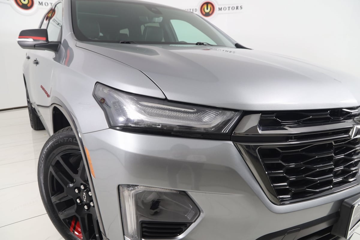 2023 Chevrolet Traverse Premier photo 6