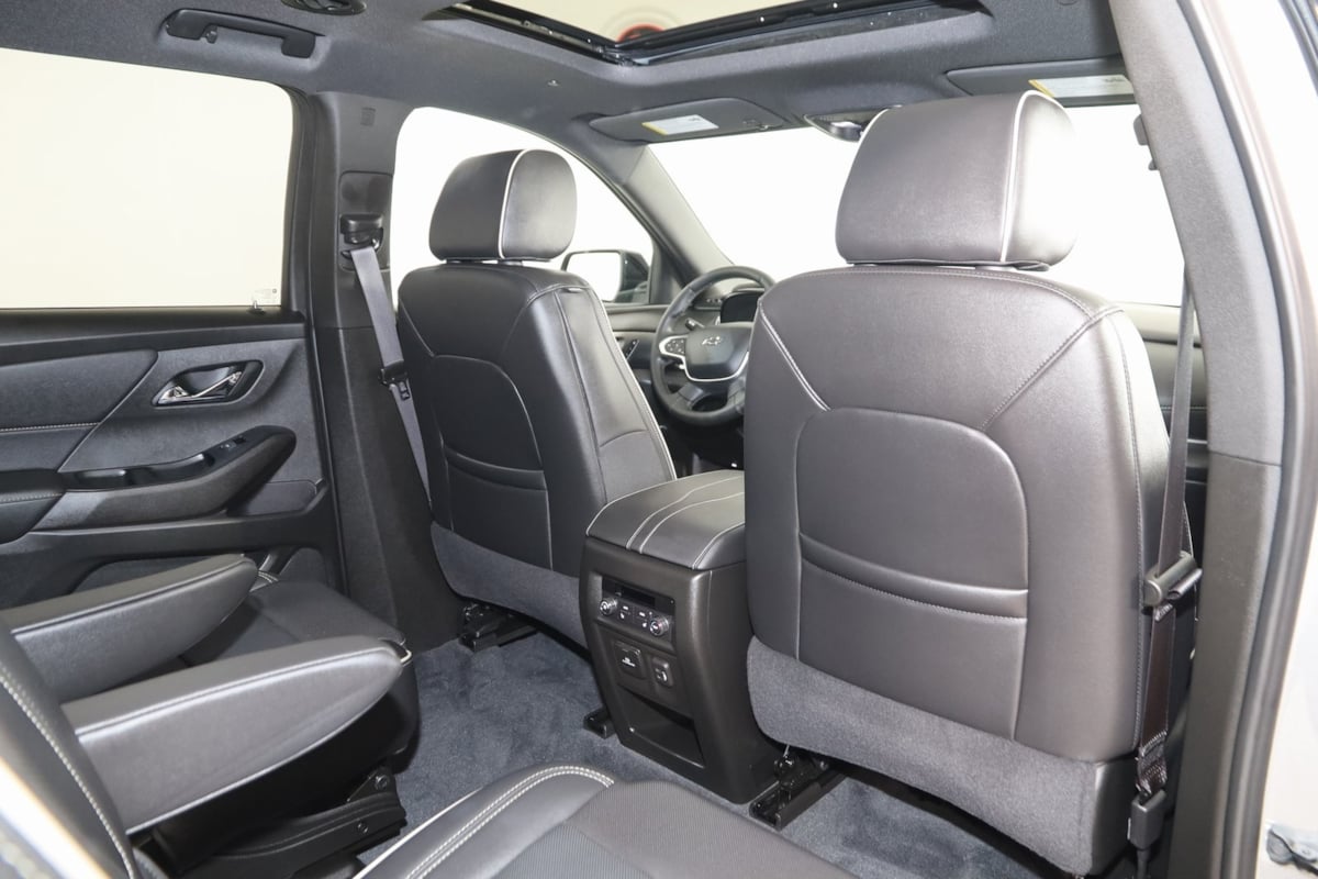 2023 Chevrolet Traverse Premier photo 12