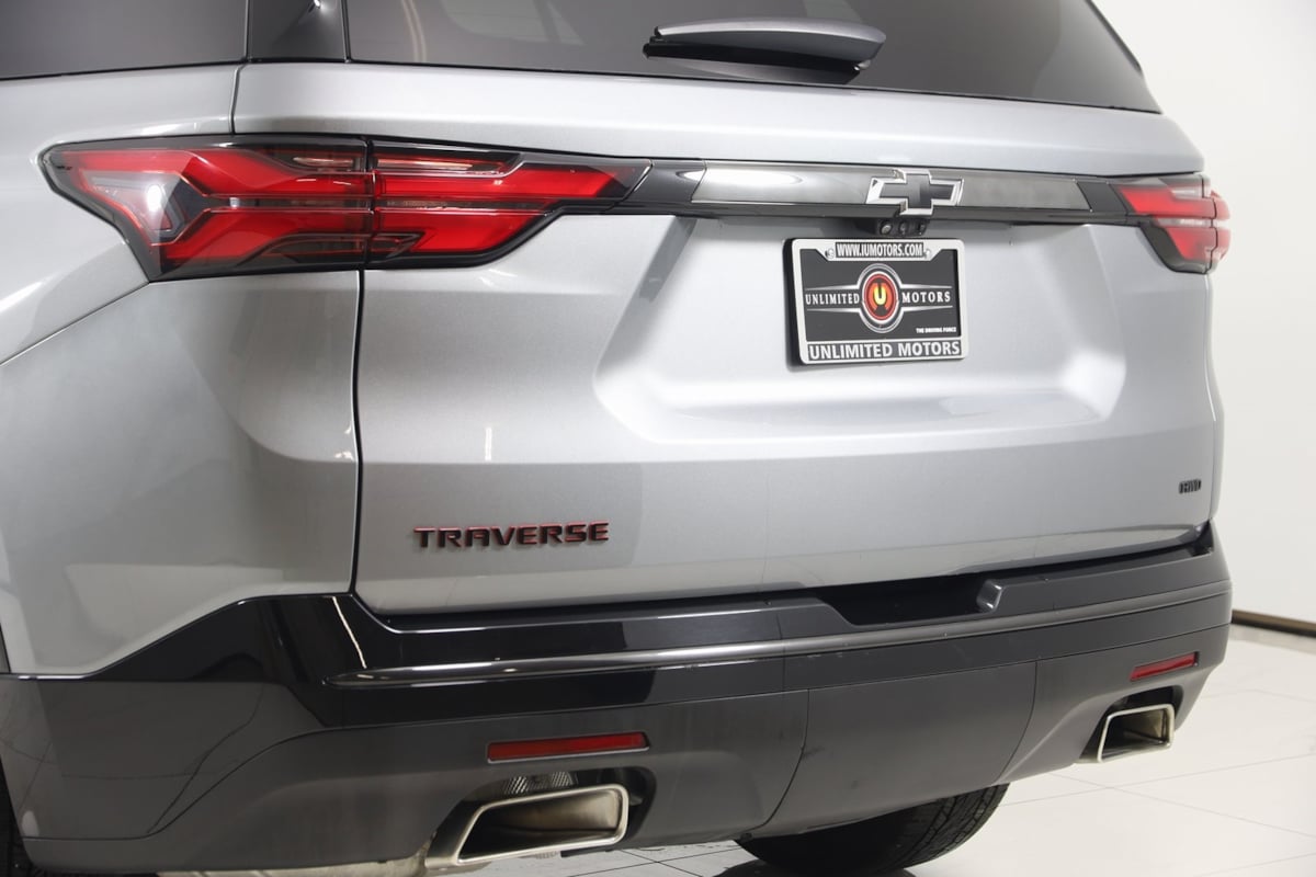 2023 Chevrolet Traverse Premier photo 24