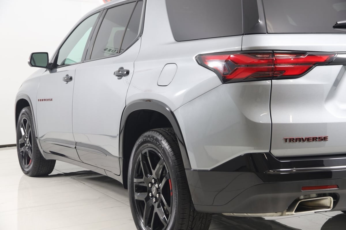 2023 Chevrolet Traverse Premier photo 25
