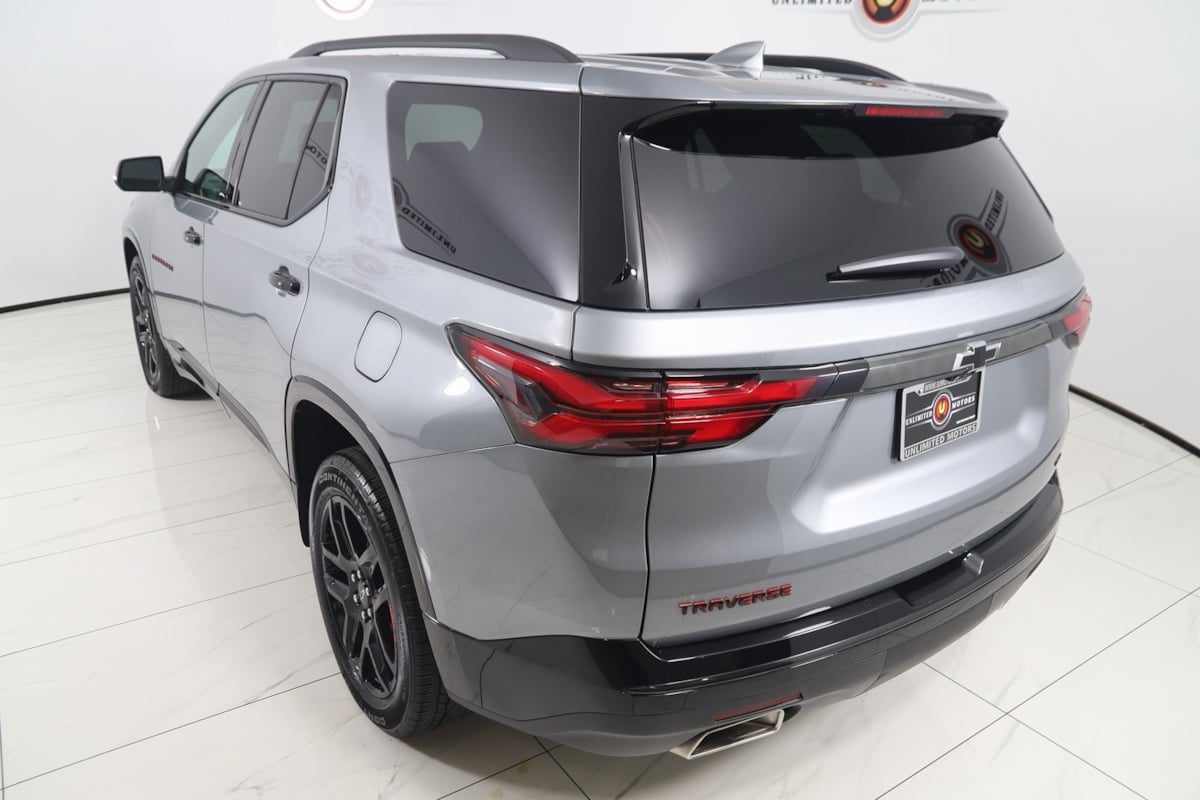 2023 Chevrolet Traverse Premier photo 26