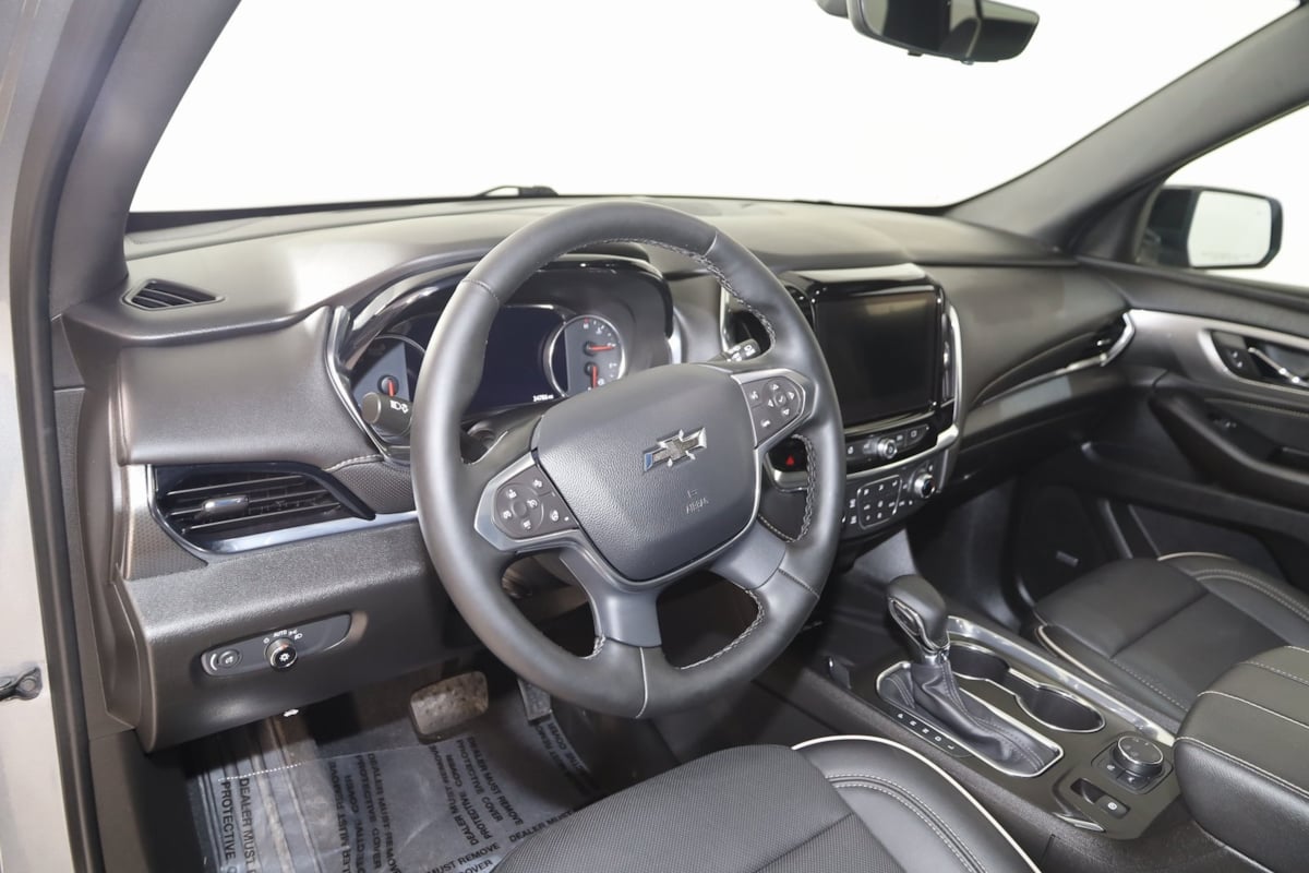 2023 Chevrolet Traverse Premier photo 27