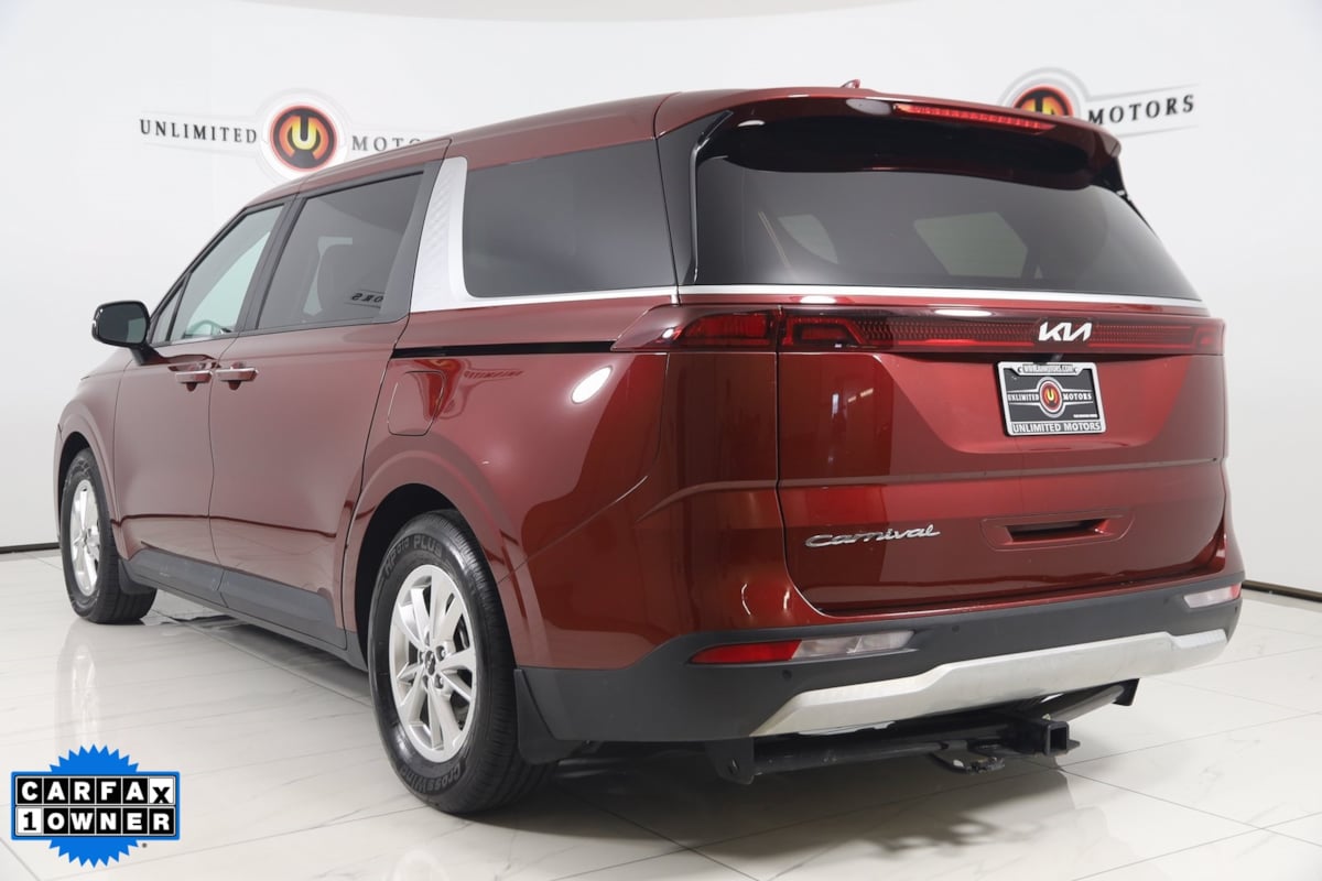 2022 Kia Carnival LXS photo 4