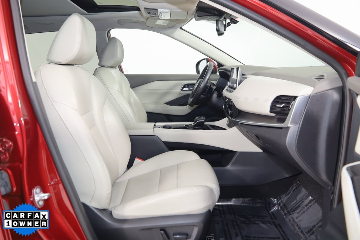 2021 Nissan Rogue SL photo 9
