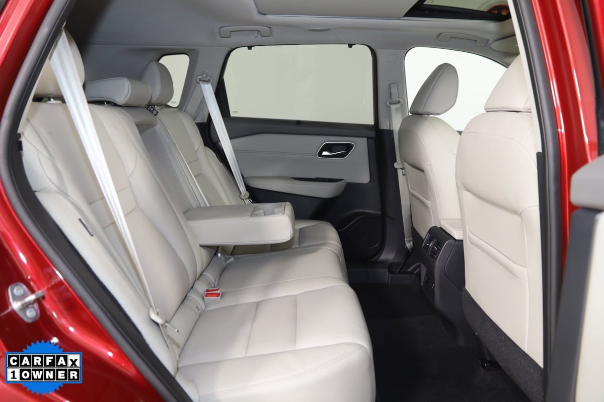 2021 Nissan Rogue SL photo 10