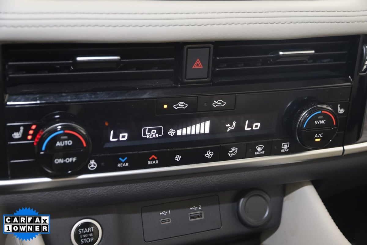 2021 Nissan Rogue SL photo 25