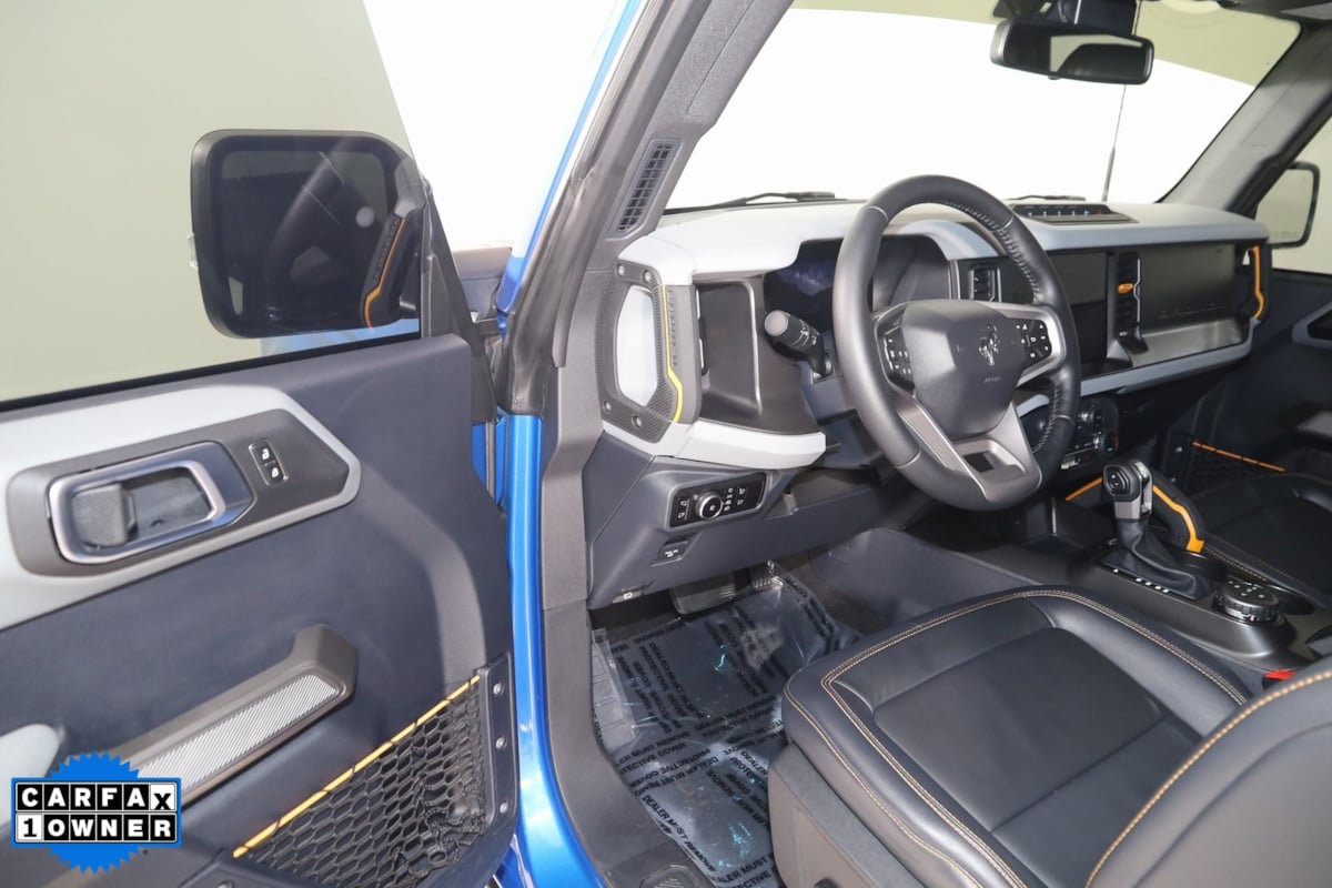 2023 Ford Bronco Badlands photo 47