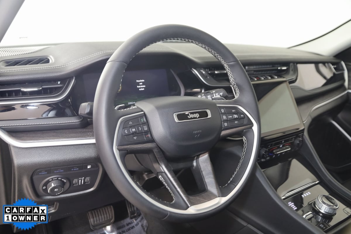 2023 Jeep Cherokee Base photo 6