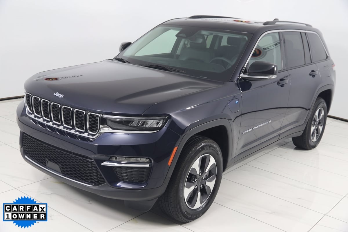 2023 Jeep Cherokee Base photo 23
