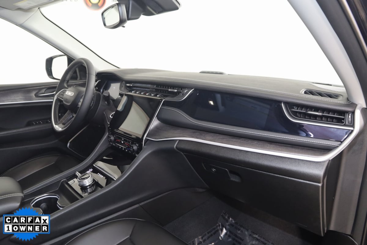 2023 Jeep Cherokee Base photo 45