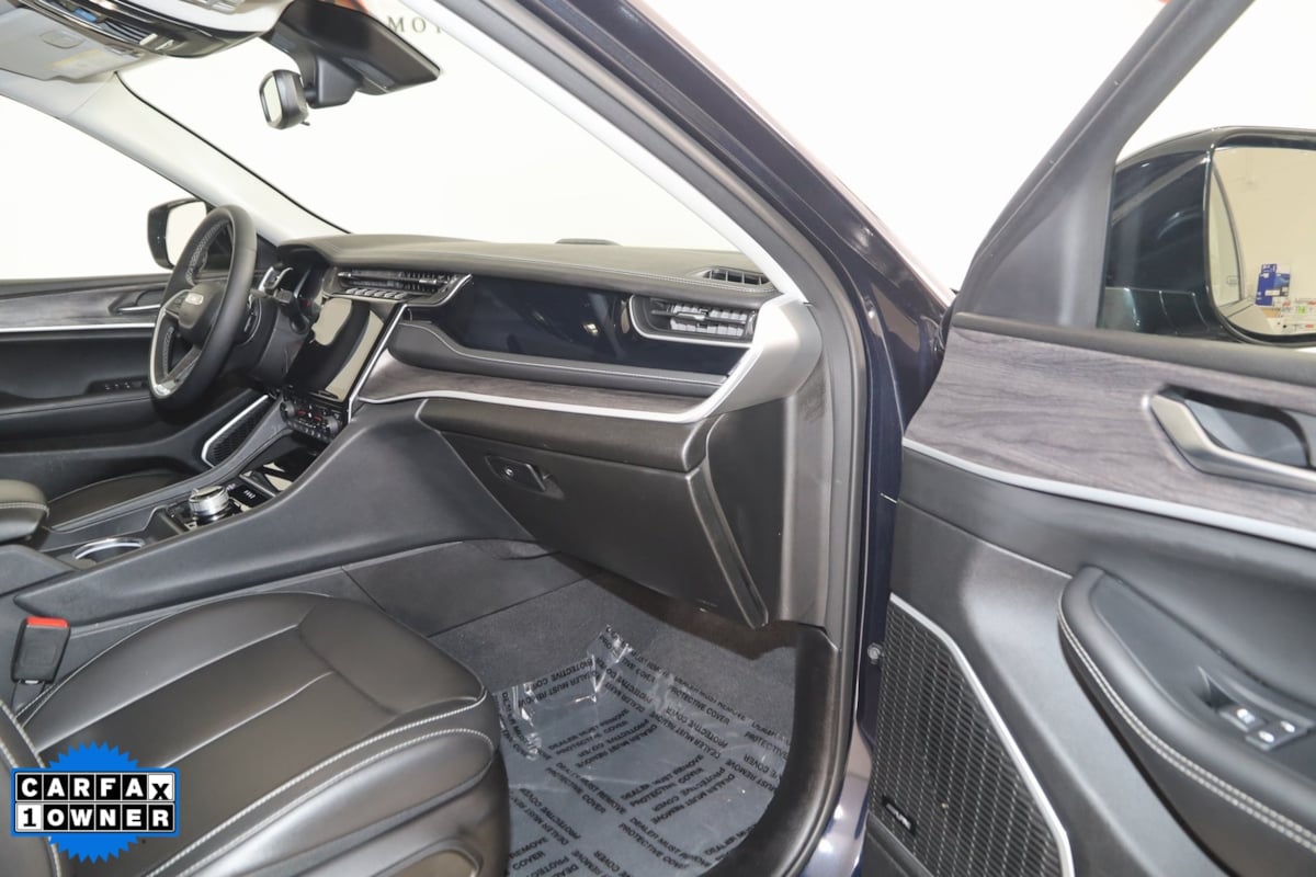 2023 Jeep Cherokee Base photo 46