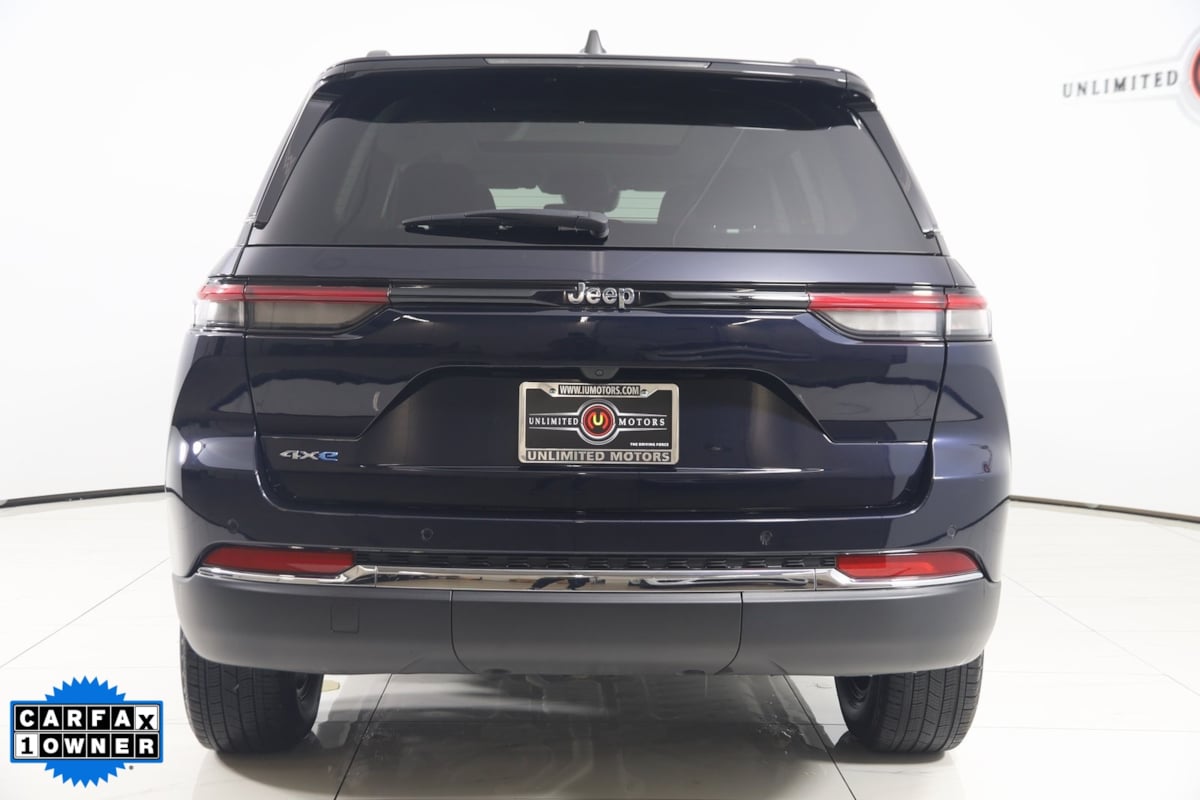 2023 Jeep Cherokee Base photo 52