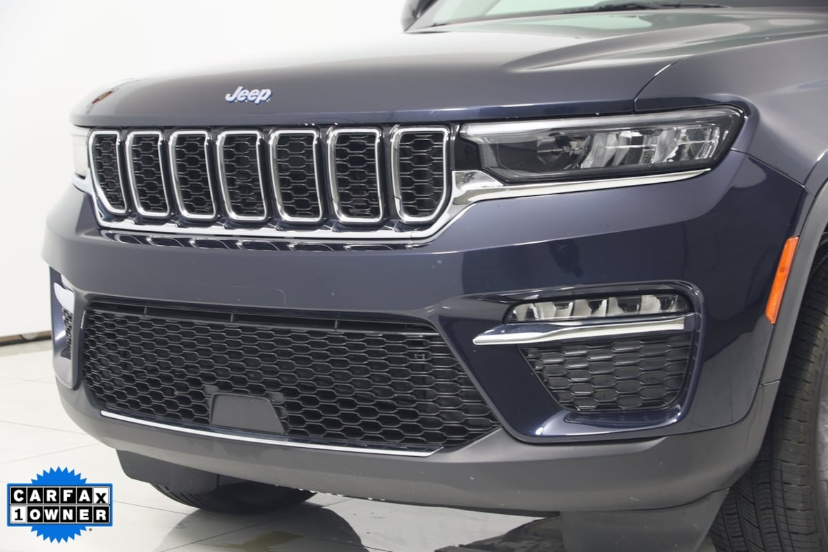 2023 Jeep Cherokee Base photo 55