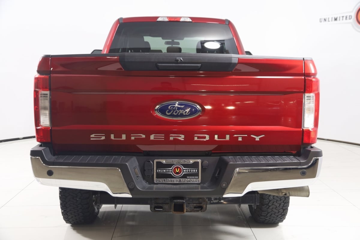 2019 Ford F-250 XLT photo 4