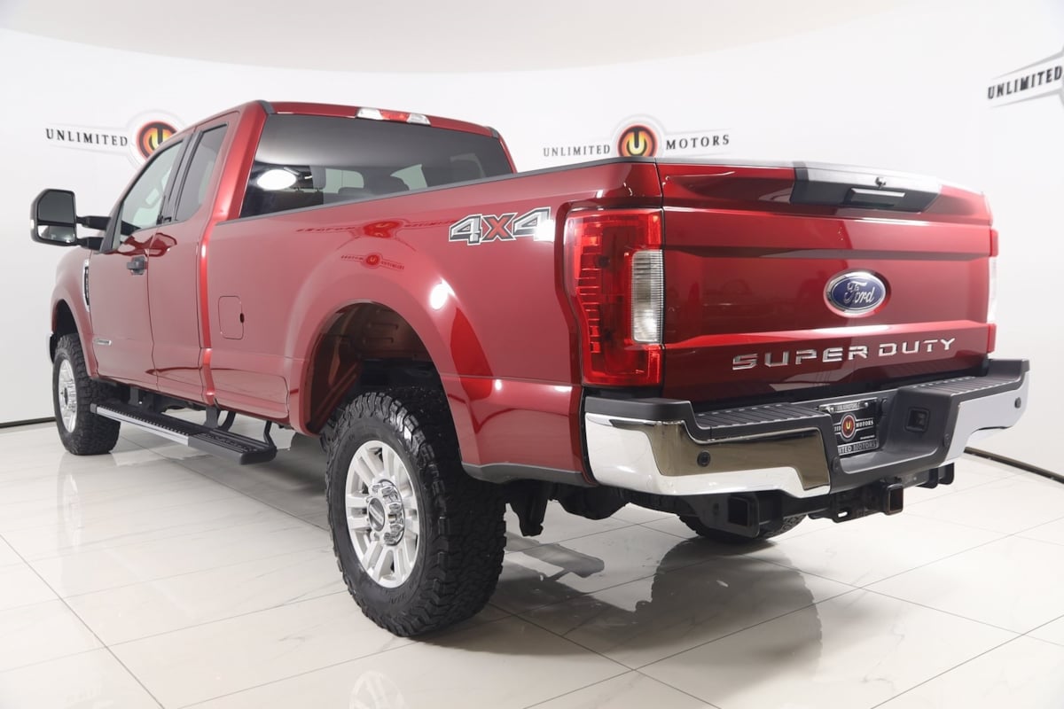 2019 Ford F-250 XLT photo 5