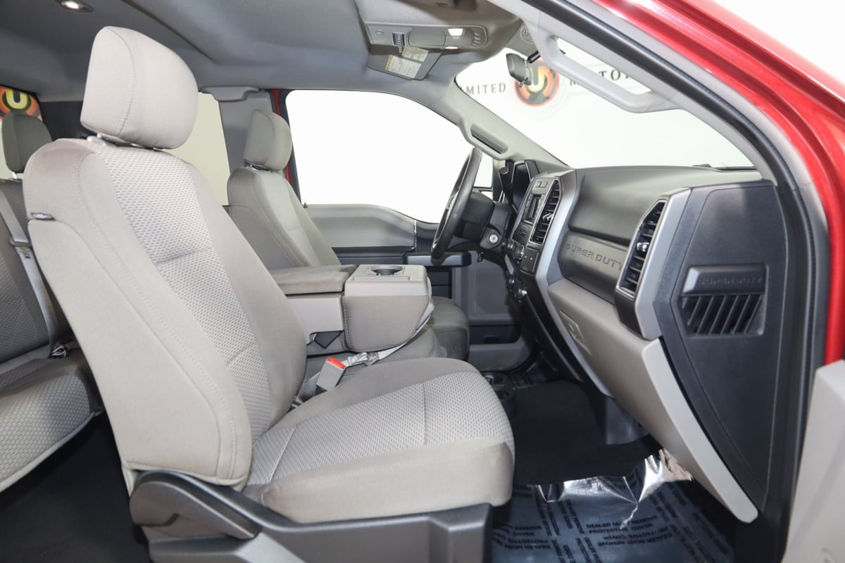 2019 Ford F-250 XLT photo 10