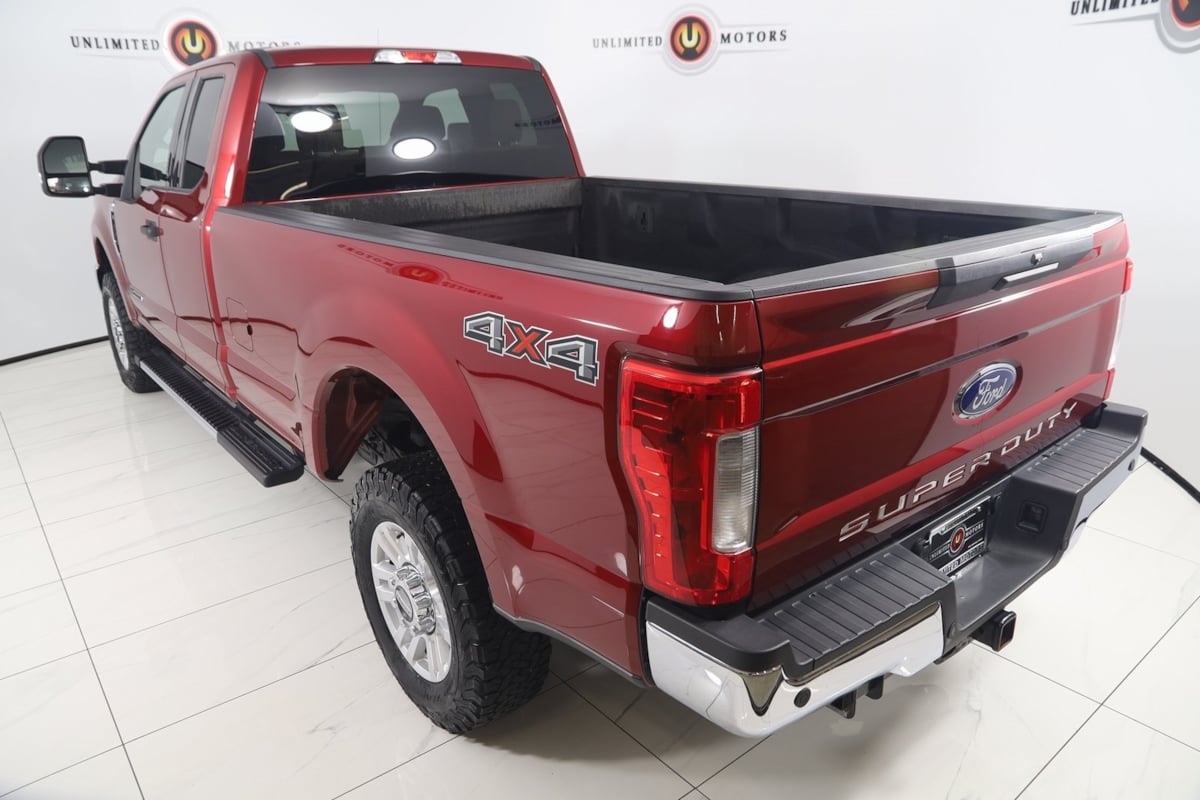 2019 Ford F-250 XLT photo 20