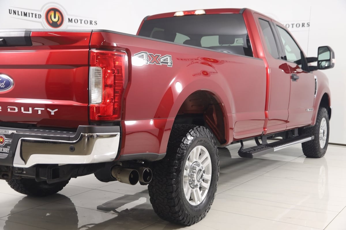 2019 Ford F-250 XLT photo 43