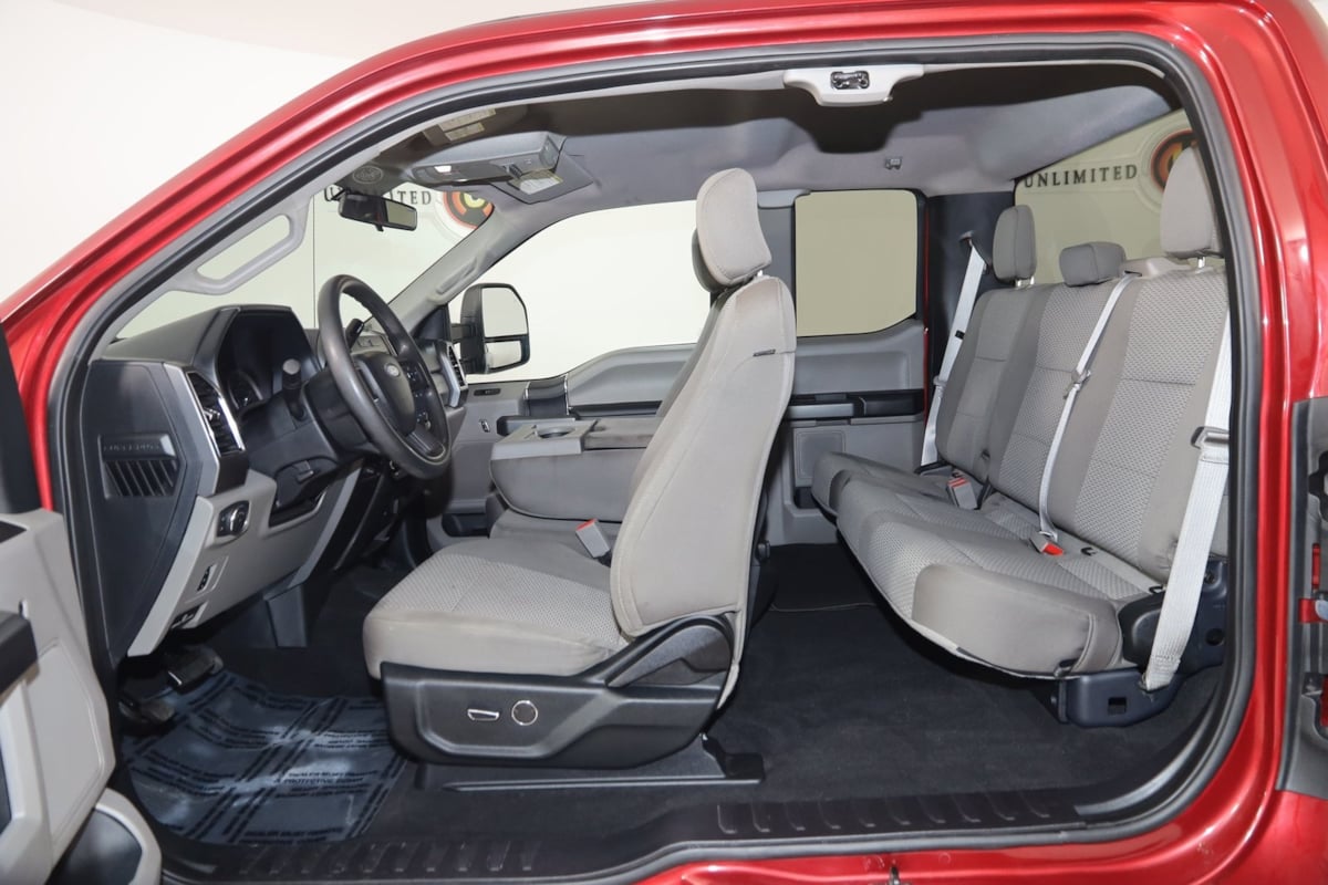 2019 Ford F-250 XLT photo 48