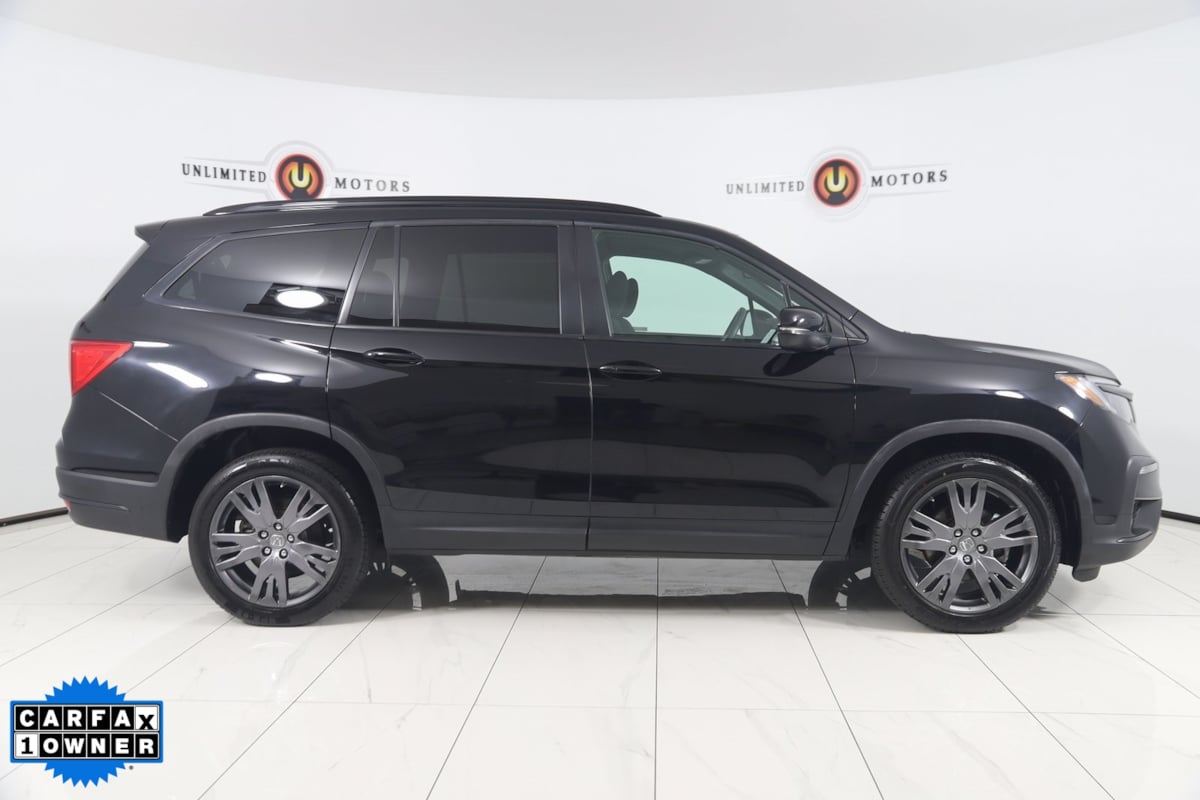 2022 Honda Pilot Sport photo 2