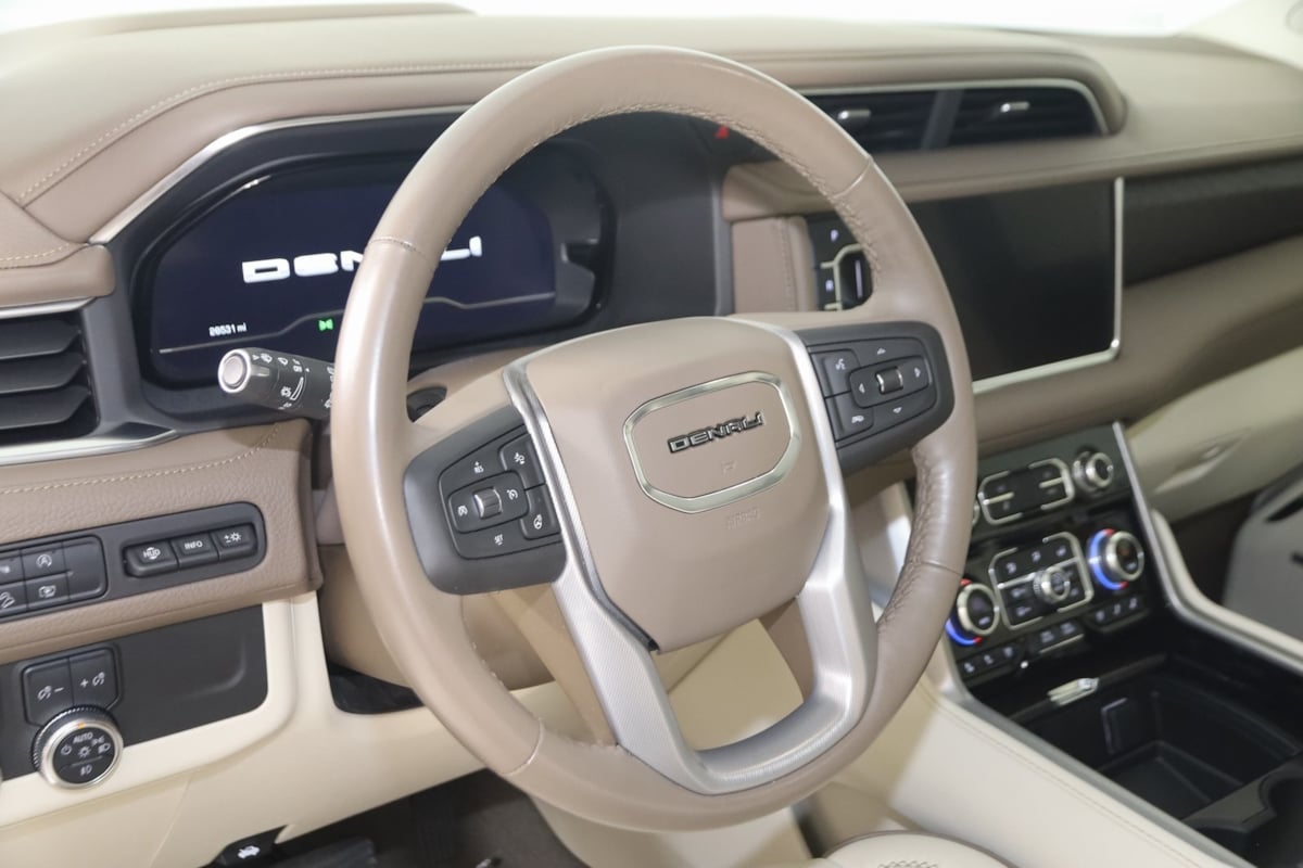 2023 Gmc Yukon Denali photo 4