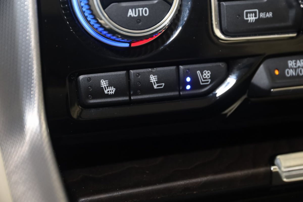 2023 Gmc Yukon Denali photo 6