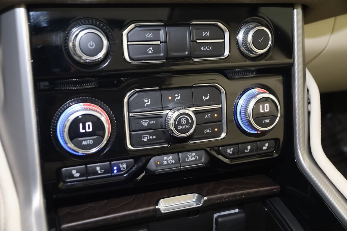 2023 Gmc Yukon Denali photo 27