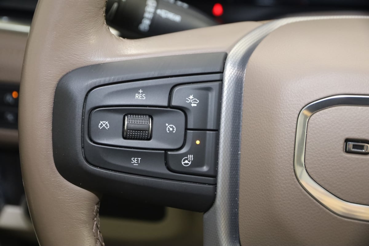 2023 Gmc Yukon Denali photo 35