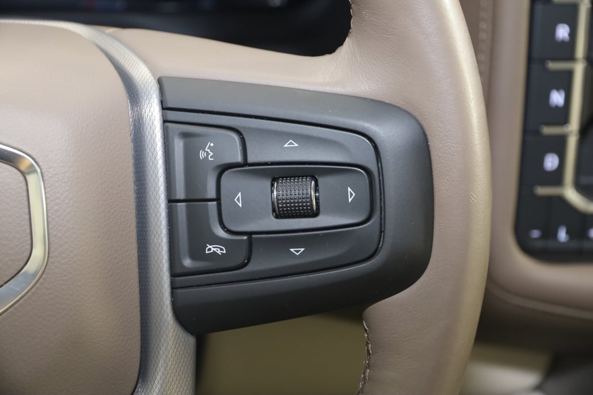 2023 Gmc Yukon Denali photo 36