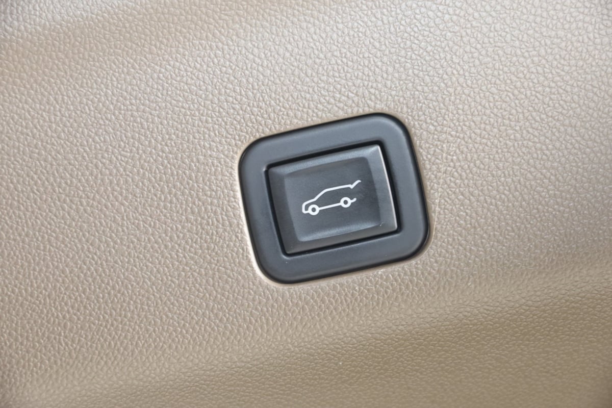 2023 Gmc Yukon Denali photo 53