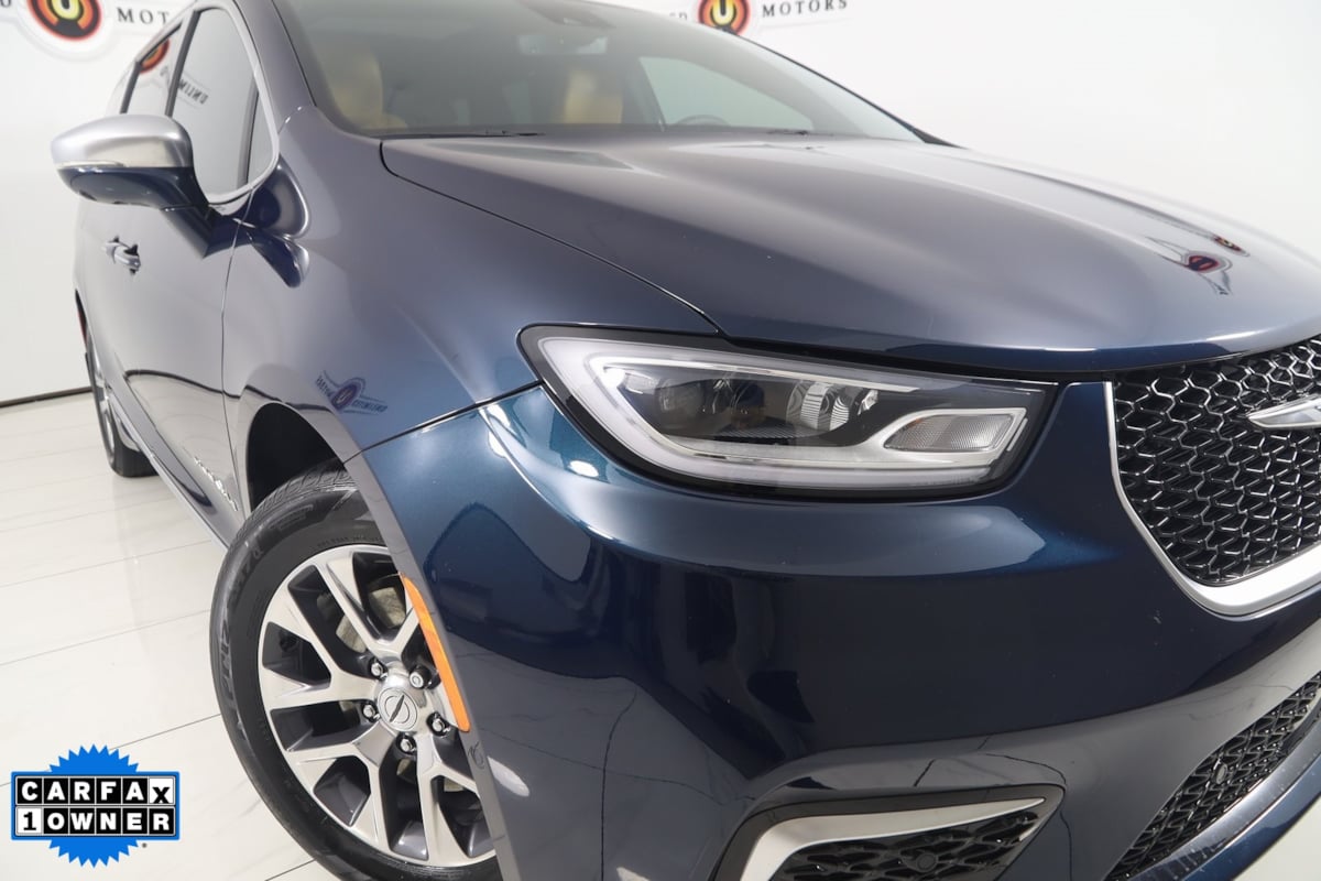 2022 Chrysler Pacifica Hybrid Pinnacle photo 13