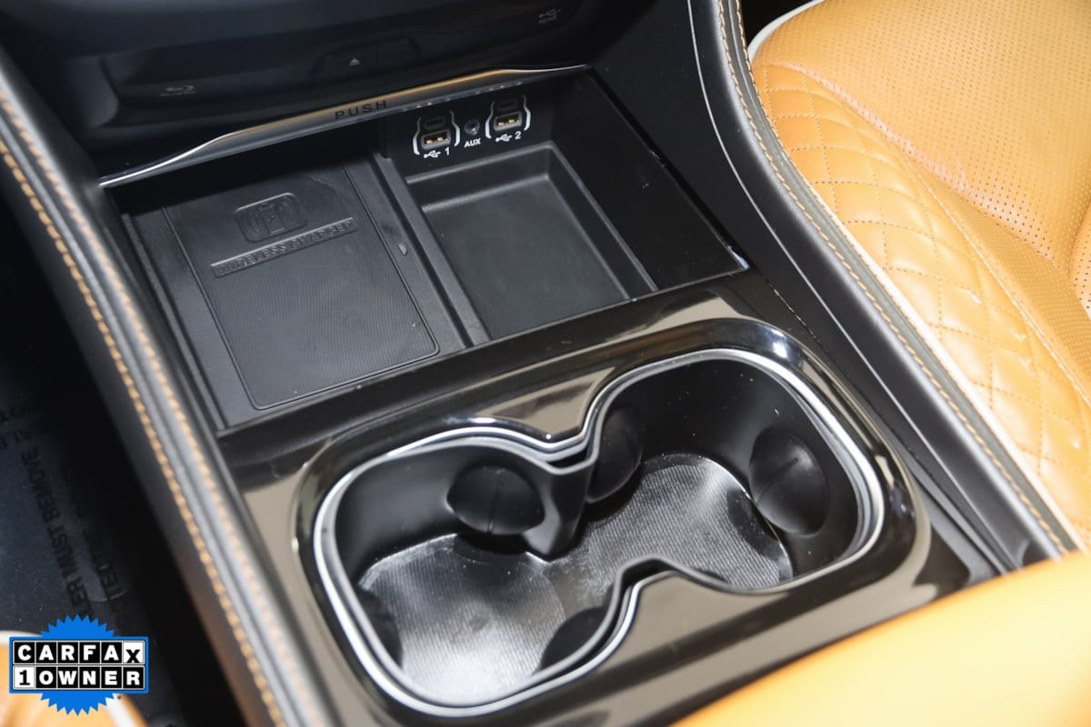 2022 Chrysler Pacifica Hybrid Pinnacle photo 25