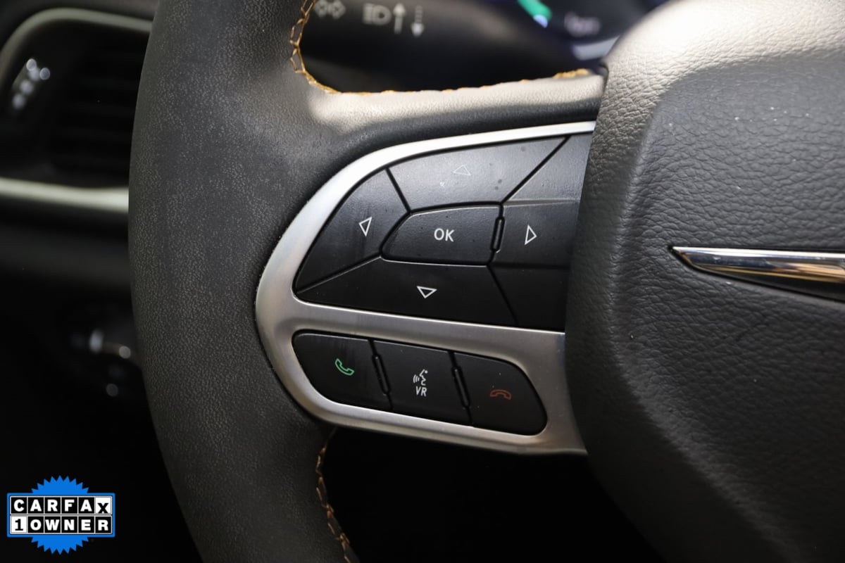 2022 Chrysler Pacifica Hybrid Pinnacle photo 32
