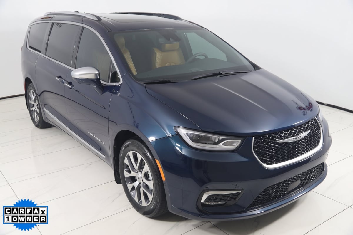 2022 Chrysler Pacifica Hybrid Pinnacle photo 37