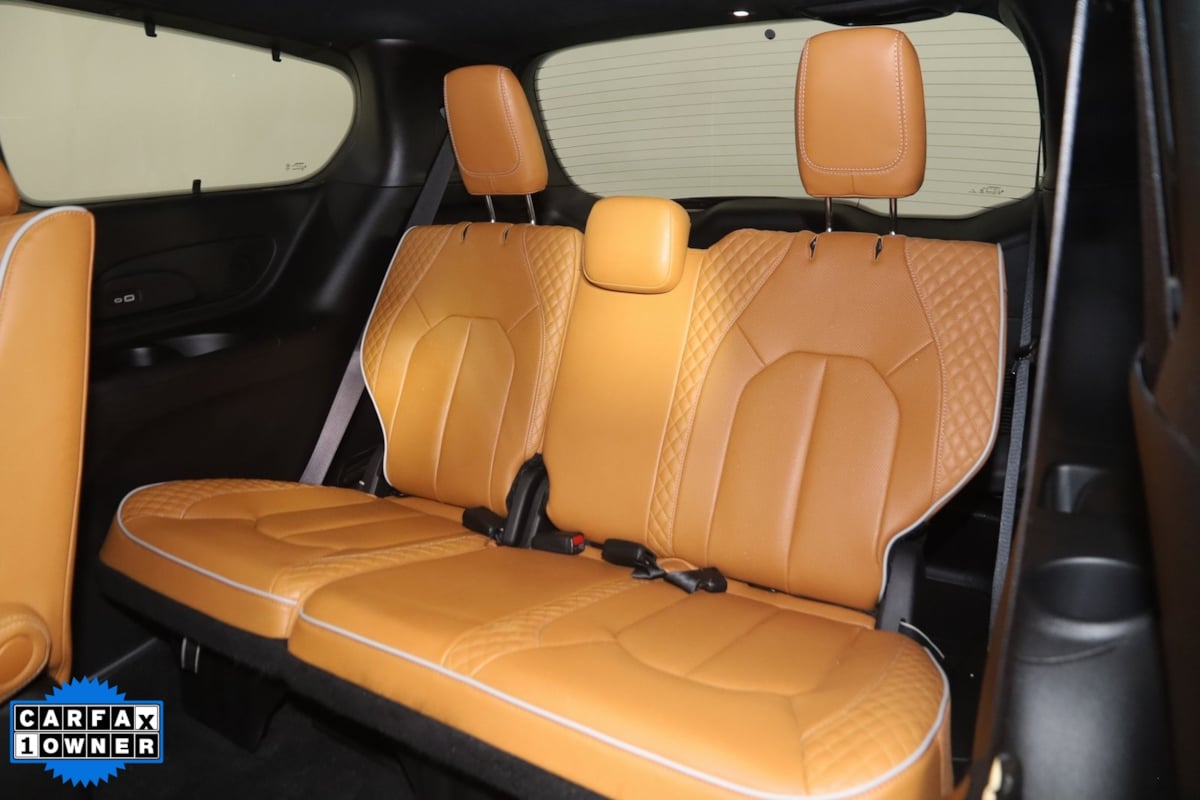 2022 Chrysler Pacifica Hybrid Pinnacle photo 46