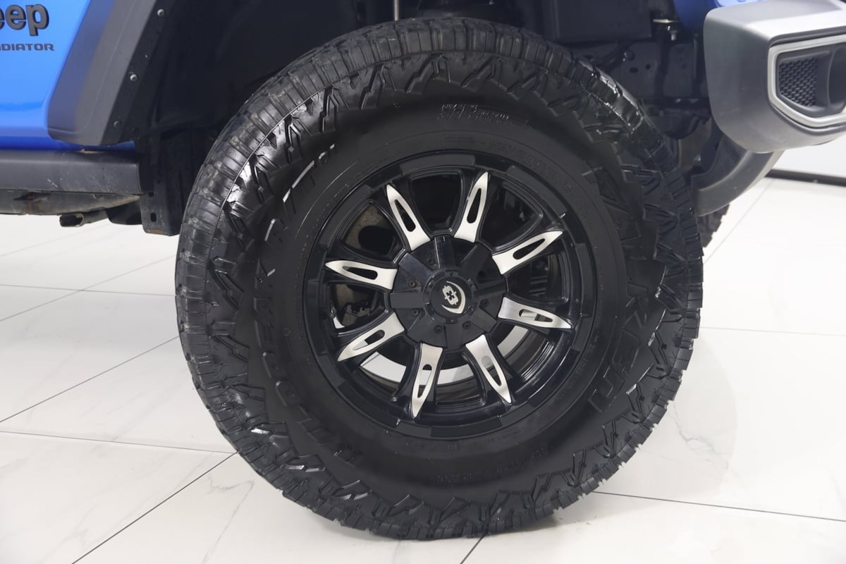 2023 Jeep Gladiator Sport photo 11
