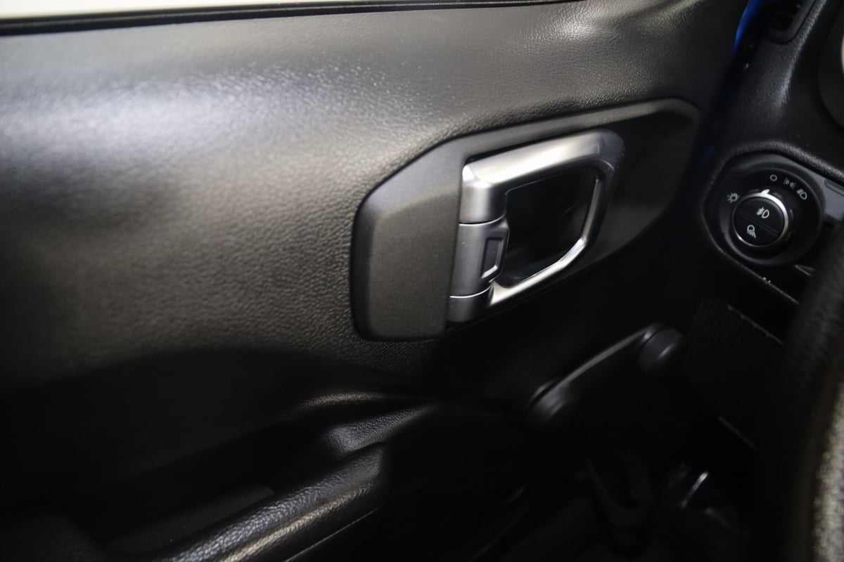 2023 Jeep Gladiator Sport photo 24