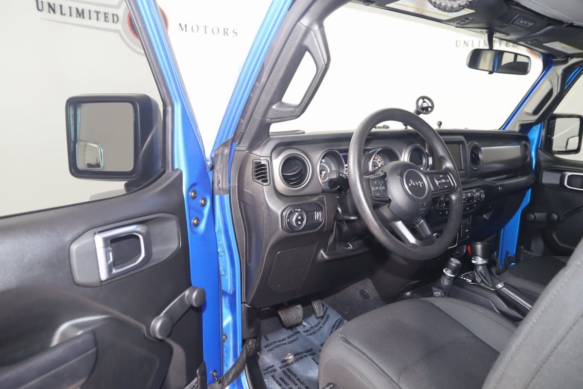 2023 Jeep Gladiator Sport photo 44