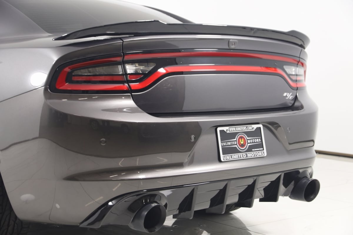 2015 Dodge Charger R/T Plus photo 23