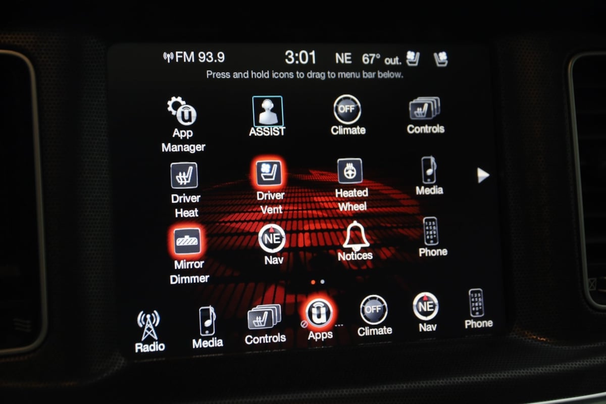 2015 Dodge Charger R/T Plus photo 36