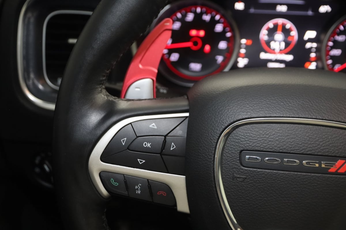 2015 Dodge Charger R/T Plus photo 39
