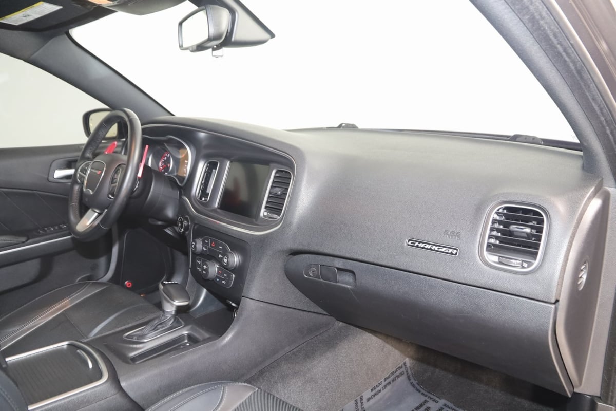 2015 Dodge Charger R/T Plus photo 49